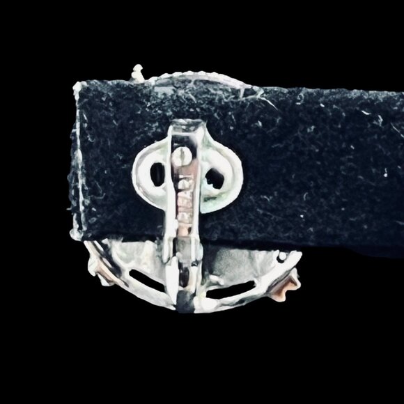 Vintage Crown Trifari Textured X Silver Tone Clip On Earrings (5277) - Picture 6 of 8